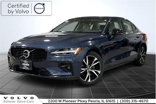2024 Volvo S60 B5 Plus Dark Theme