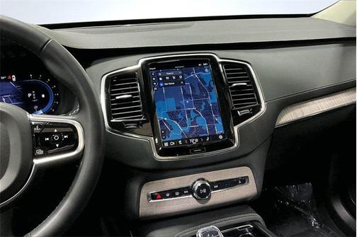 2023 Volvo XC90 B6 Ultimate 7-Seater