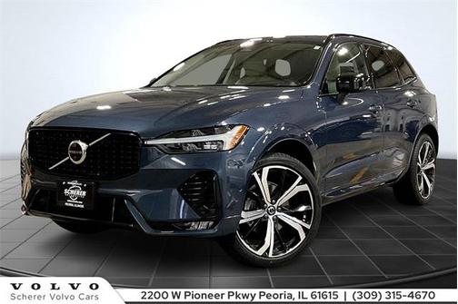 2023 Volvo XC60 B5 Ultimate Dark Theme