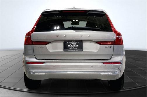 2023 Volvo XC60 B6 Ultimate Bright Theme