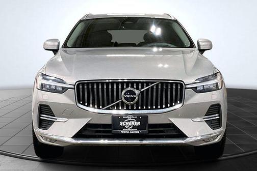 2023 Volvo XC60 B6 Ultimate Bright Theme