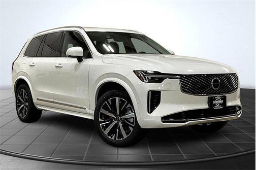 2025 Volvo XC90 B5 Core