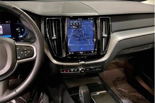 2023 Volvo XC60 B5 Core