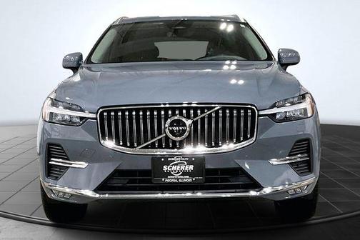 2023 Volvo XC60 B5 Ultimate Bright Theme