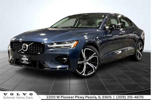 2024 Volvo S60 B5 Core Dark Theme