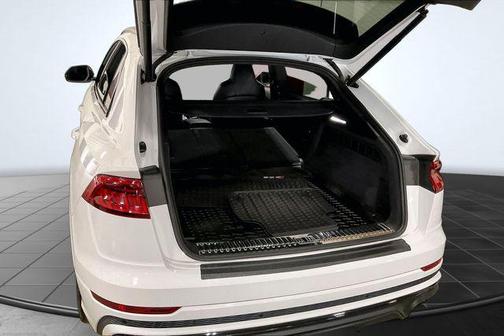 Glacier White Metallic 2021 Audi SQ8 4.0T Prestige