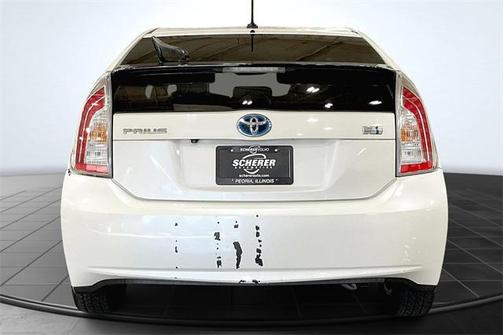 2014 Toyota Prius Three