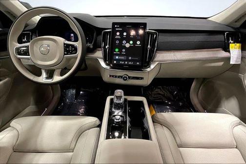 2026 Volvo XC90 Ultra Dark Theme, B6 AWD Gas (mild hybrid), Gasoline, 7 Seats