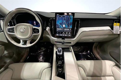 2026 Volvo XC60 B5 Ultra