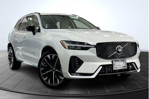 2026 Volvo XC60 B5 Ultra
