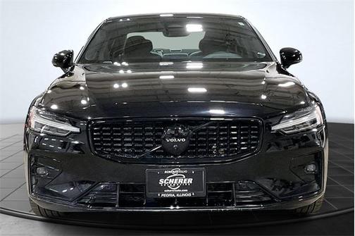 2023 Volvo S60 B5 Plus Black Edition