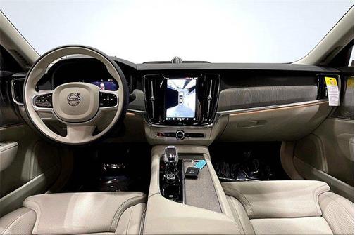 2025 Volvo S90 B6 Ultra