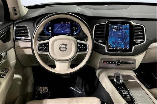 2023 Volvo XC90 B6 Ultimate 7-Seater