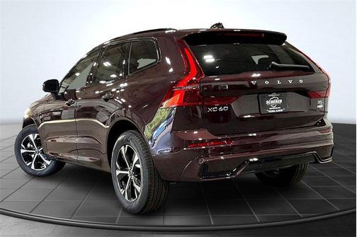 2026 Volvo XC60 B5 Core