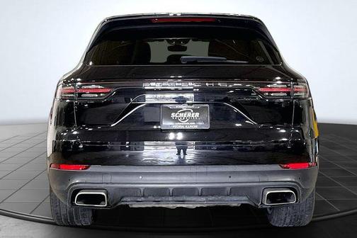 Black 2019 Porsche Cayenne Cayenne