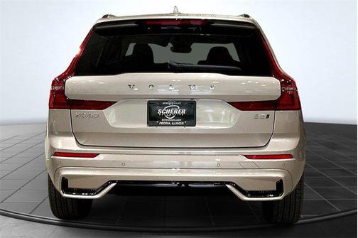 2026 Volvo XC60 B5 Ultra