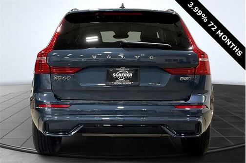 2024 Volvo XC60 B5 Plus Dark Theme