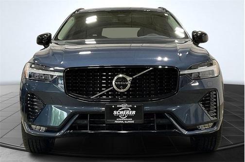 2024 Volvo XC60 B5 Plus Dark Theme