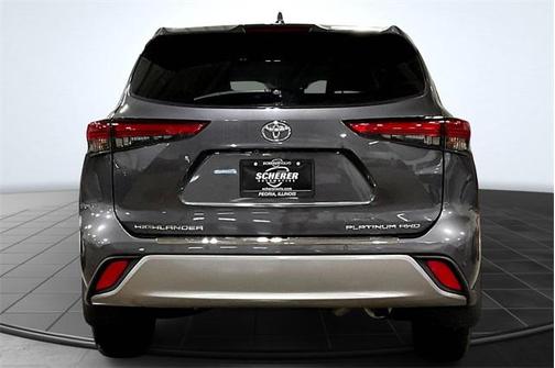 2022 Toyota Highlander Platinum