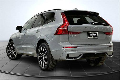 2025 Volvo XC60 B5 Plus