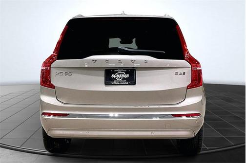2024 Volvo XC90 B6 Ultimate Bright Theme 7-Seater