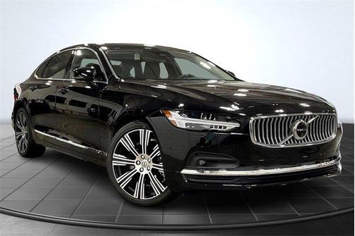 2025 Volvo S90 B6 Plus