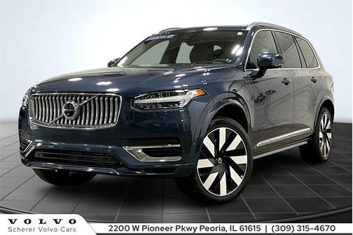 2023 Volvo XC90 Recharge Plug-In Hybrid T8 Ultimate Bright Theme 7-Seater
