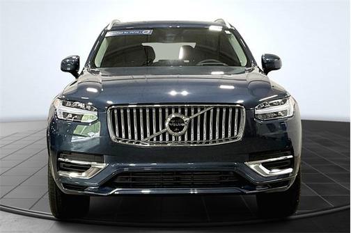 2023 Volvo XC90 Recharge Plug-In Hybrid T8 Ultimate Bright Theme 7-Seater