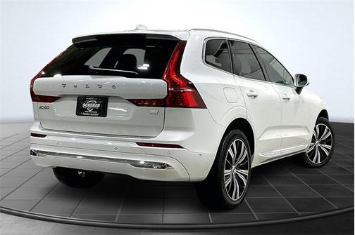 2022 Volvo XC60 Recharge Plug-In Hybrid T8 Inscription