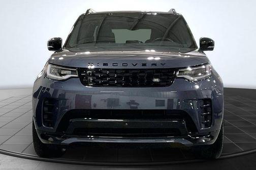 Gray 2024 Land Rover Discovery P300 Dynamic SE