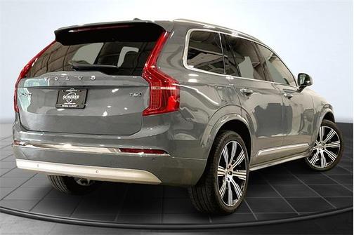 2022 Volvo XC90 T6 Inscription