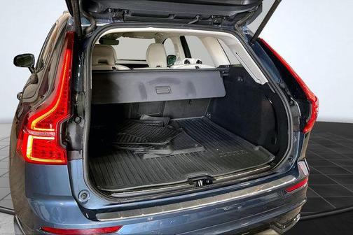 Denim Blue Metallic 2024 Volvo XC60 B5 Plus Dark Theme