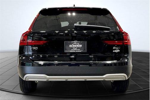 2025 Volvo V90 Cross Country B6 Ultra