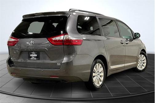2015 Toyota Sienna XLE Premium