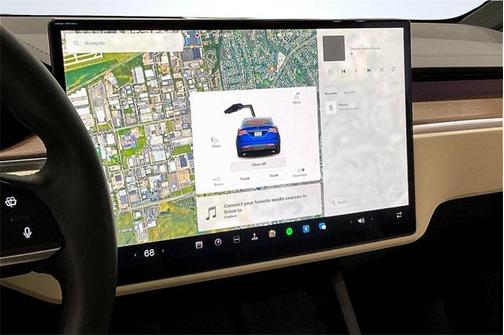 2023 Tesla Model X Standard Range