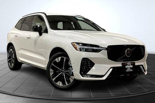 2026 Volvo XC60 B5 Plus