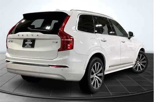 2022 Volvo XC90 T6 Inscription