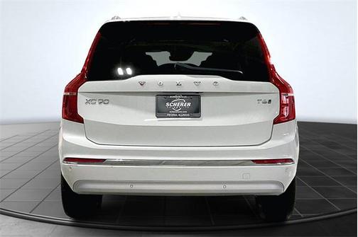 2022 Volvo XC90 T6 Inscription