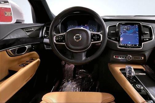 2023 Volvo XC90 B6 Ultimate 7-Seater