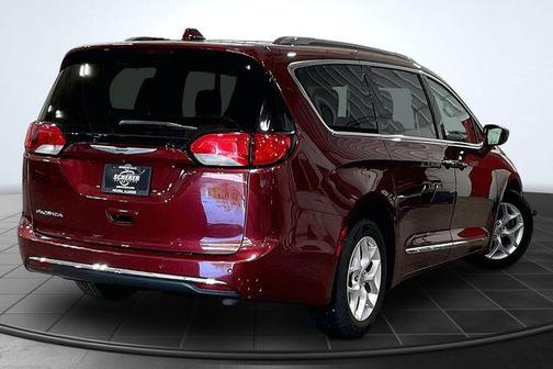Velvet Red Pearlcoat 2018 Chrysler Pacifica Touring-L Plus