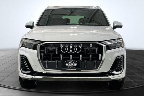 White 2025 Audi Q7 55 Premium Plus