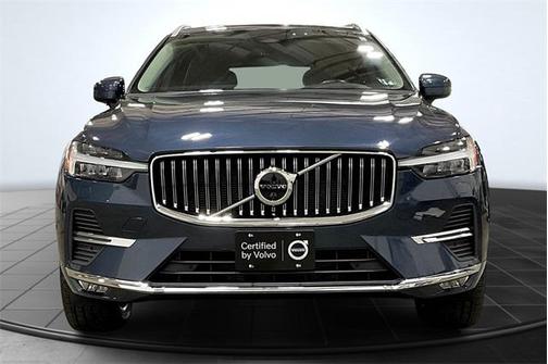 2022 Volvo XC60 B6 Inscription