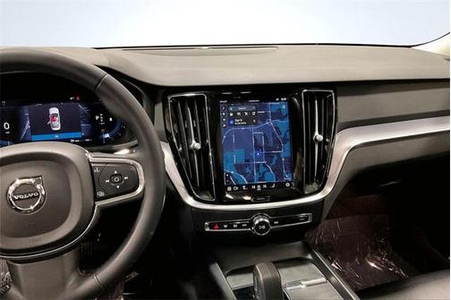 2023 Volvo S60 B5 Core Dark Theme