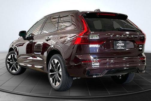 Mulberry Metallic 2026 Volvo XC60 B5 Plus