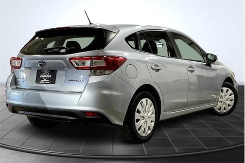 2019 Subaru Impreza 2.0i