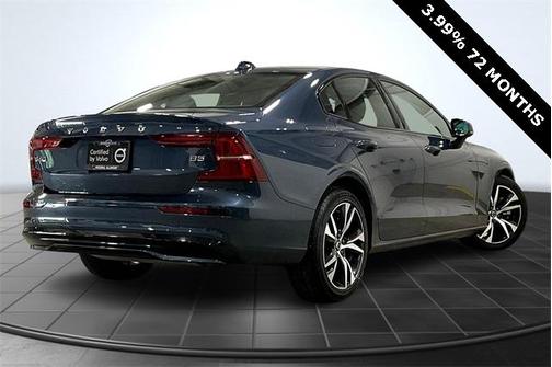 2024 Volvo S60 B5 Core Dark Theme