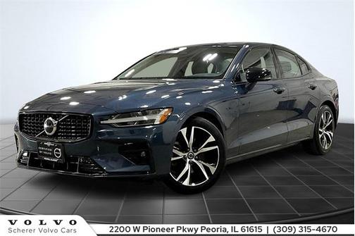2024 Volvo S60 B5 Core Dark Theme