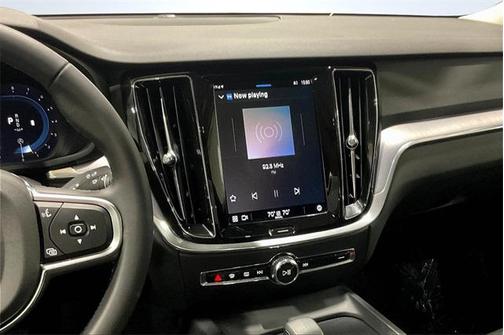 2024 Volvo S60 B5 Core Dark Theme