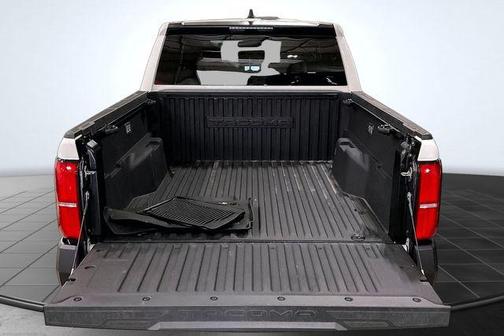 Ice Cap 2025 Toyota Tacoma SR