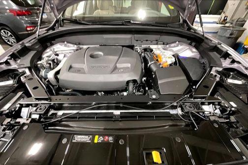 Aurora Silver 2026 Volvo XC60 Plug-In Hybrid Plus, T8 AWD Electric/Gasoline, Dark